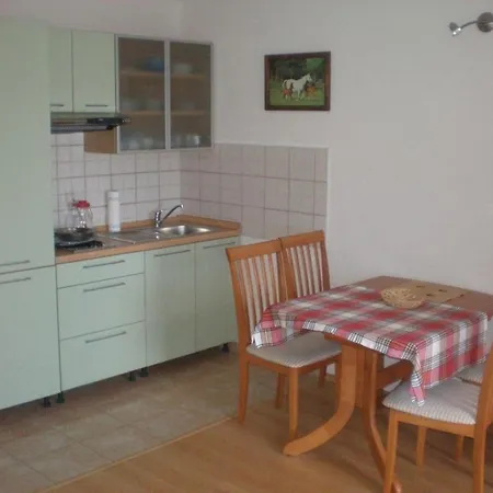 Modernes Mit Panoramablick Zum Meer Und Ortsmitte - B58601 *